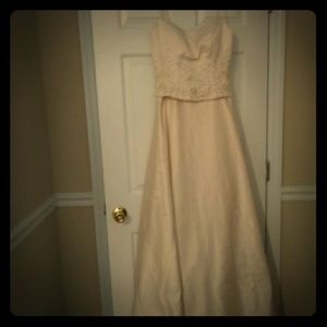 Bellissima Wedding Gown size 6